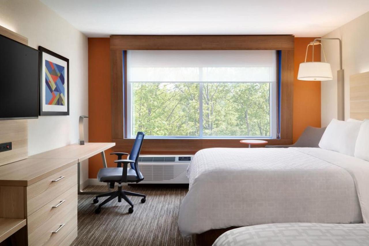 Holiday Inn Express & Suites - Dallas Market Center By Ihg エクステリア 写真